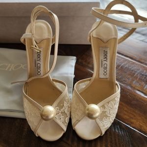Jimmy Choo Sacora 100 Ivory Floral Lace Sandals with pearl detail Size 36